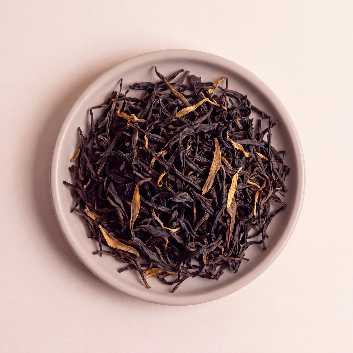 Da Hong Pao Oolong tea levelei közelről