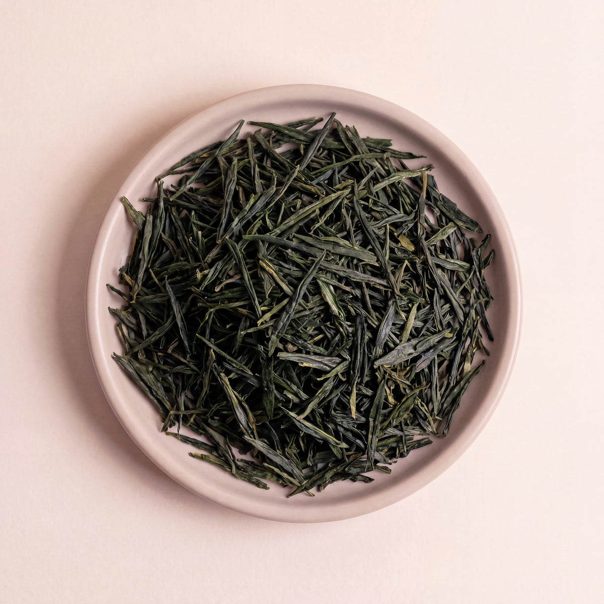 Japán Gyokuro zöld tea levelei közelről