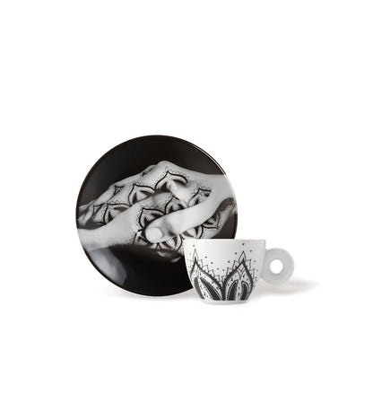 illy genesi espresso csésze alátéttel shirin neshat művészi mintával