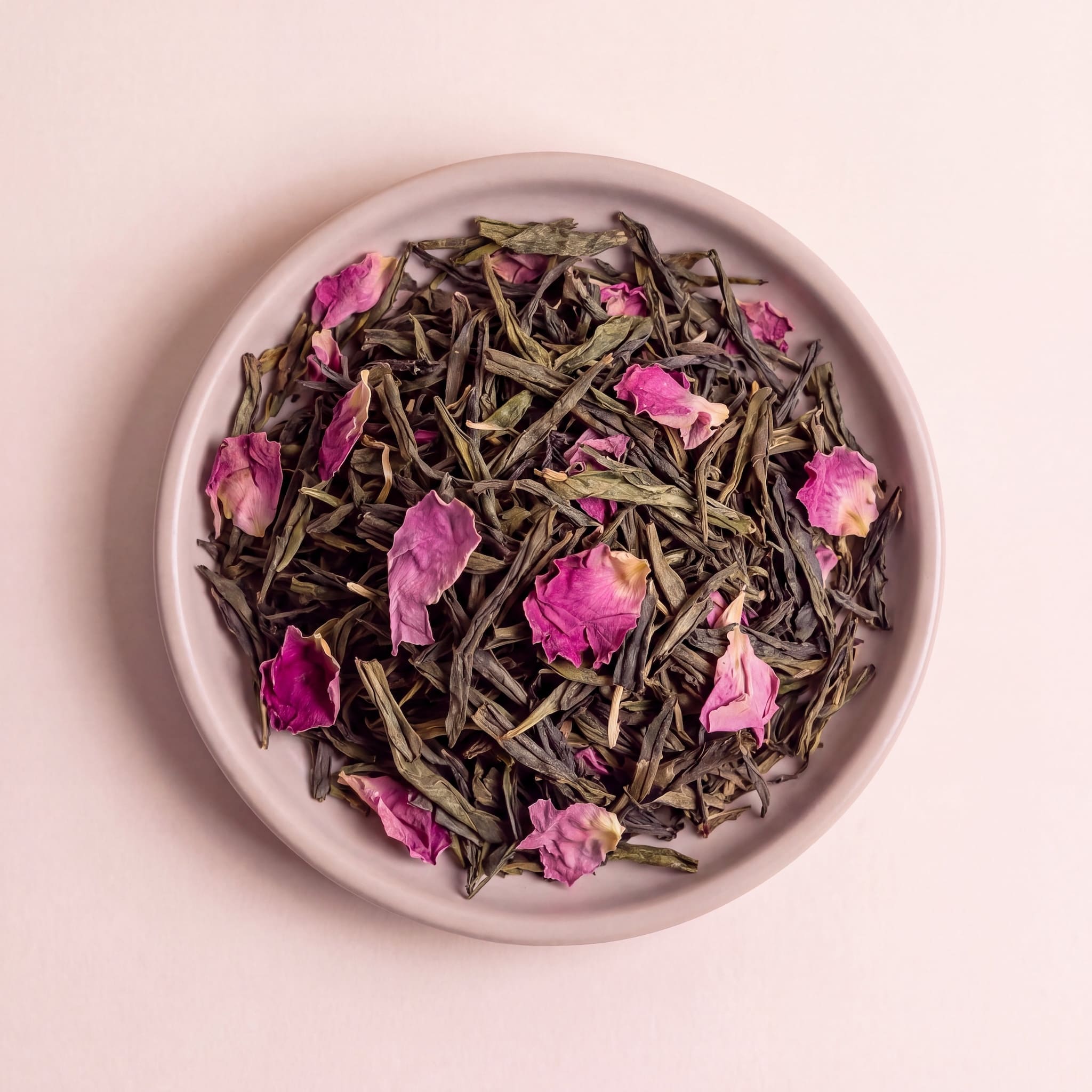 Japán Cseresznyevirág zöld tea szálai közelről
